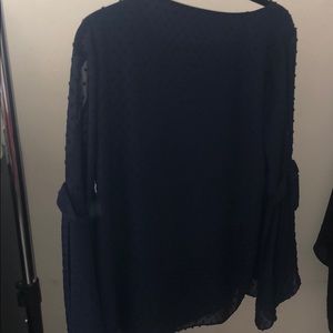 ❗️NWOT ❗️Navy Blue Bell Sleeve Top